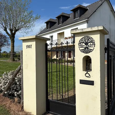15 Pers - 9 - Piscine Chauffee - Animaux Acceptes Semesterbostad La Rouxiere